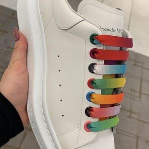 Meet your Posher, Hop